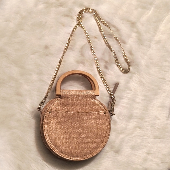 Abbie & Emmie handbag And Crossbody. Gold and brass. - Picture 2 of 6